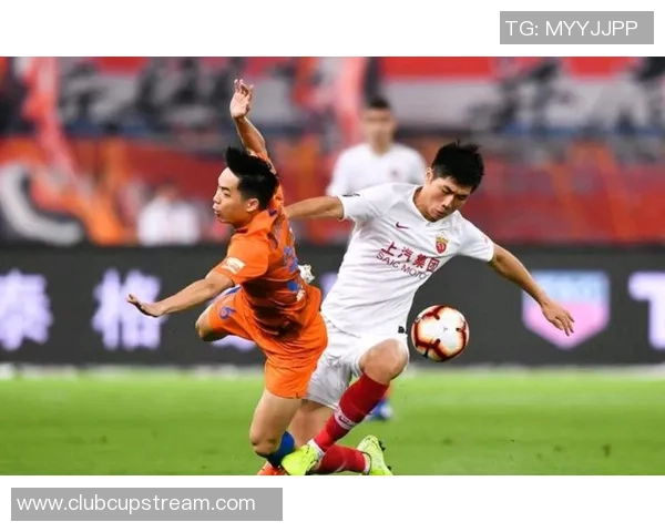 上港后备队与鲁能后备队激战正酣谁能在青训对决中脱颖而出