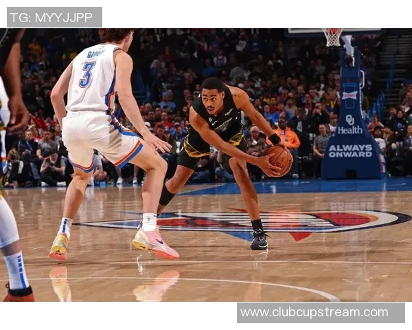 乔丹普尔如何在NBA赛场上展现个人风采与团队协作的完美结合