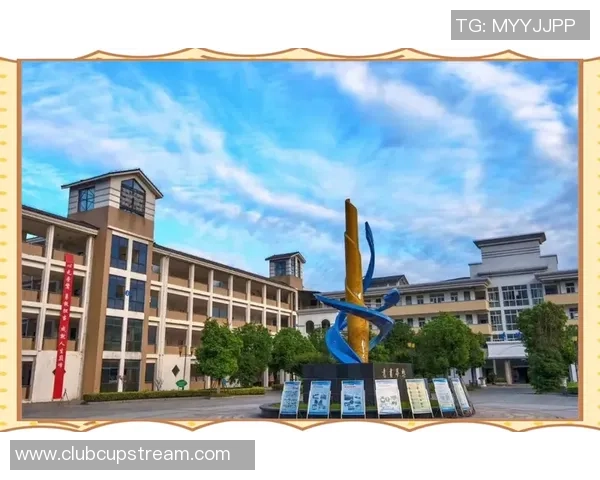 李添荣的成长之路：从普通学子到行业领军人物的奋斗历程与启示